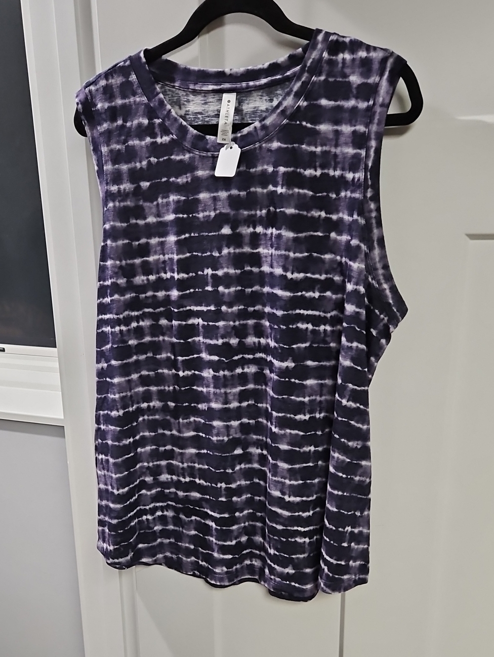 Athleta Purple Tie-Dye Sleeveless Tank